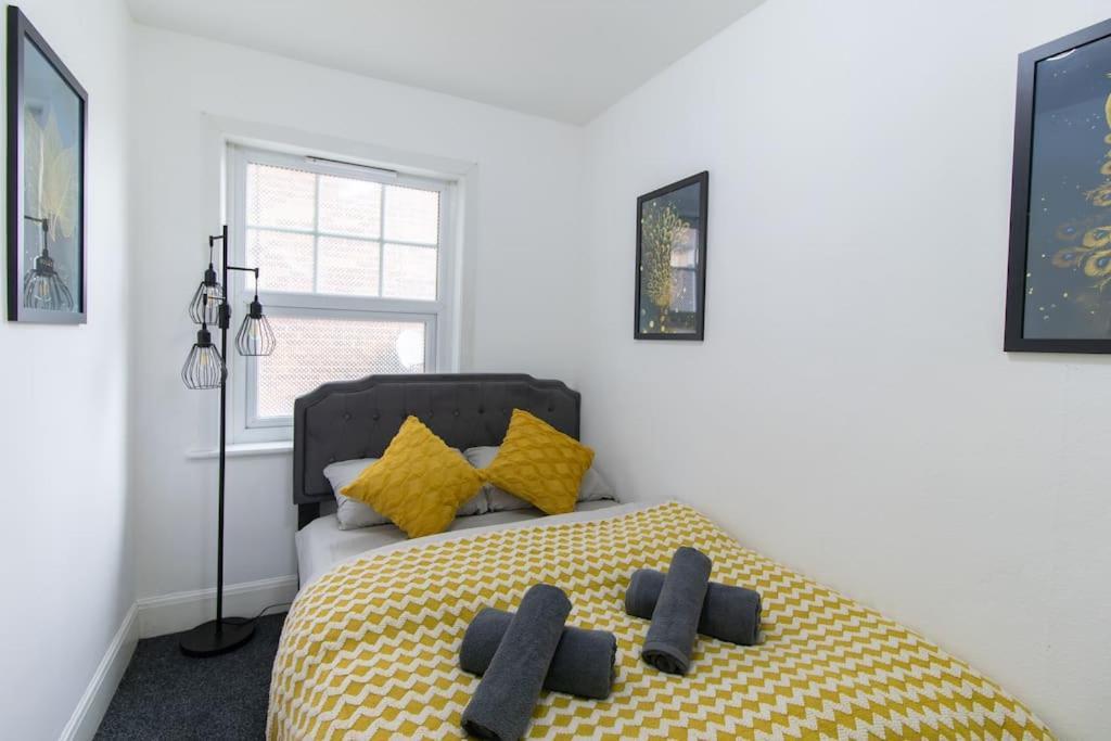 Open Mind Property - Southsea With Free Parking Portsmouth Exterior photo